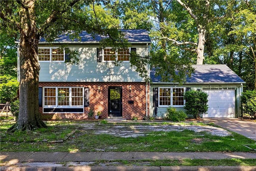 104 Willow Oaks Blvd, Hampton, VA