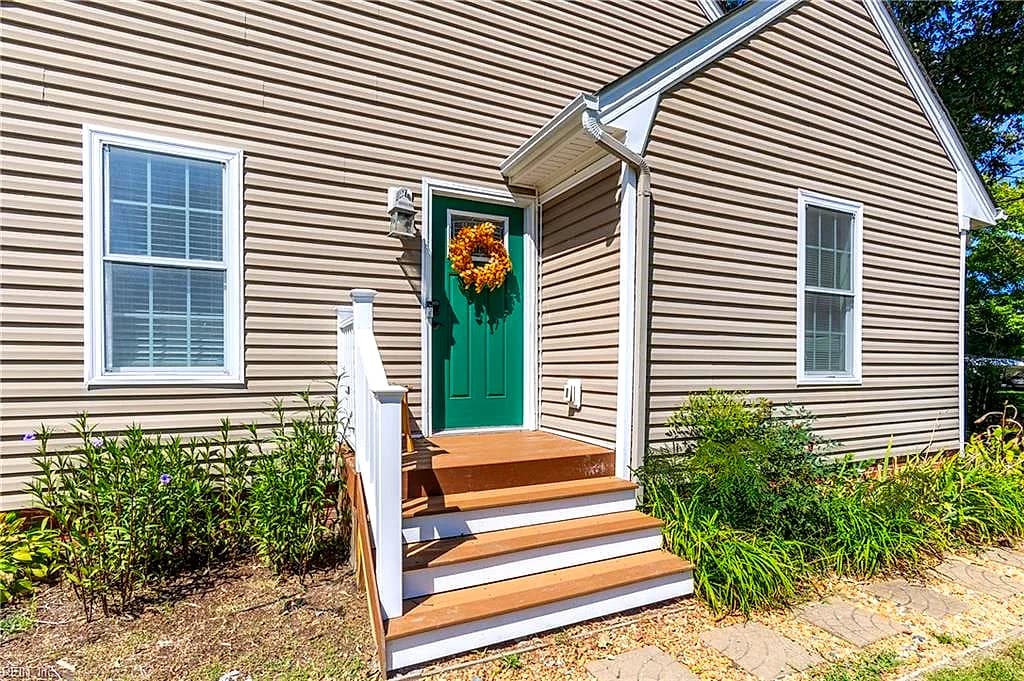 657 Johnson ST, VIRGINIA BEACH VA 23452 - Photo 4