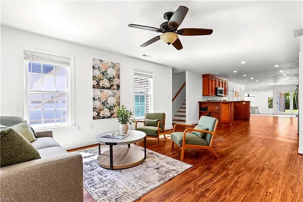 657 Johnson ST, VIRGINIA BEACH VA 23452 - Photo 5