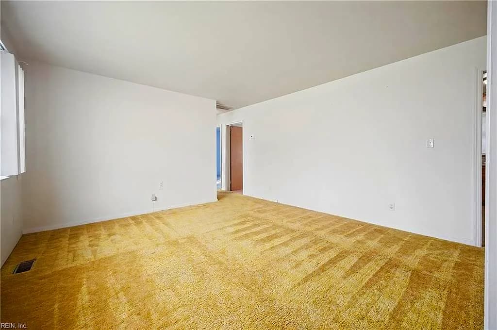 815 Newport News AVE, HAMPTON VA 23661 - Photo 5