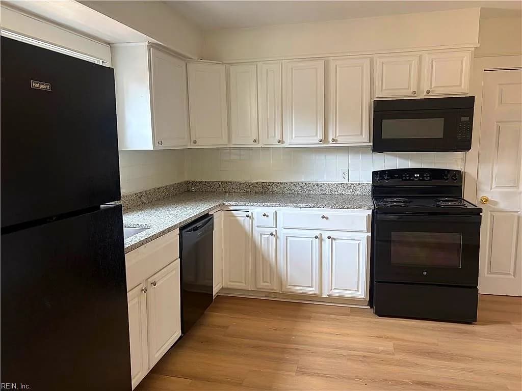 1526 Fairbanks AVE, NORFOLK VA 23502 - Photo 5