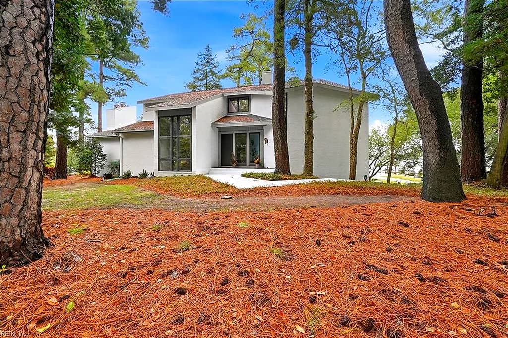 1882 Cherry Grove RD, SUFFOLK VA 23432 - Photo 2