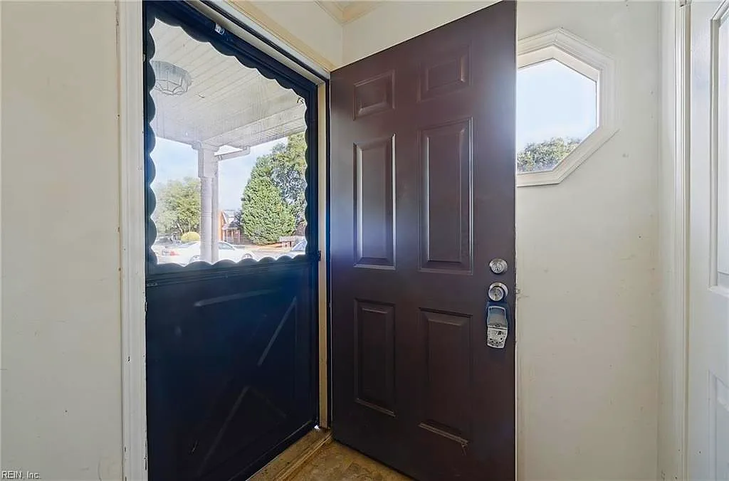 5 Dawn LN, HAMPTON VA 23666 - Photo 5