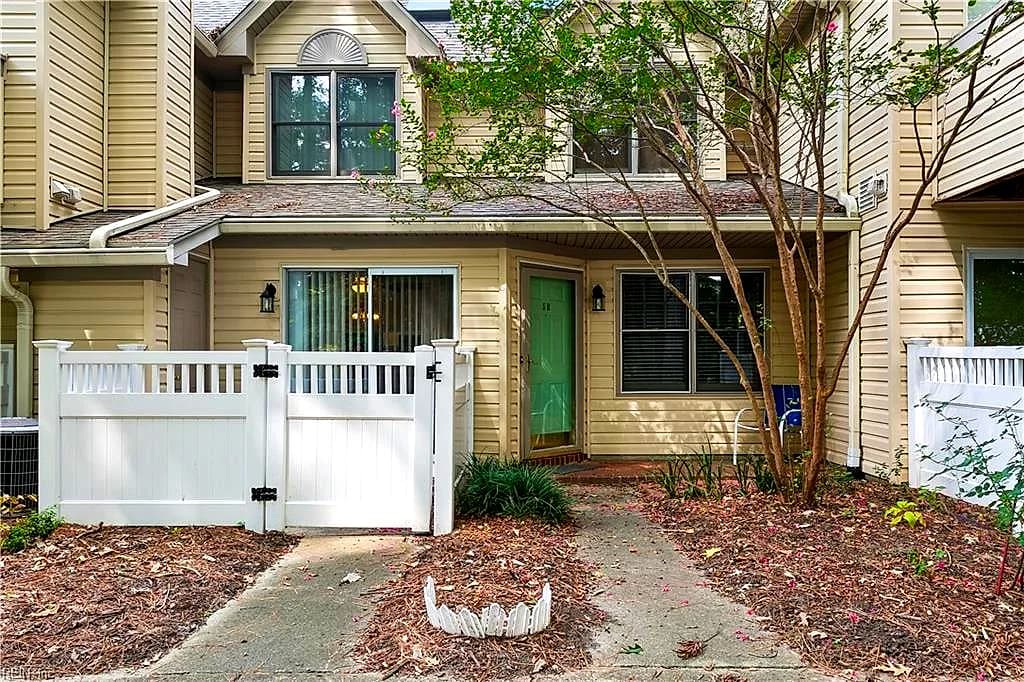 5 Salt Marsh QUAY #5B, HAMPTON VA 23666 - Photo 3