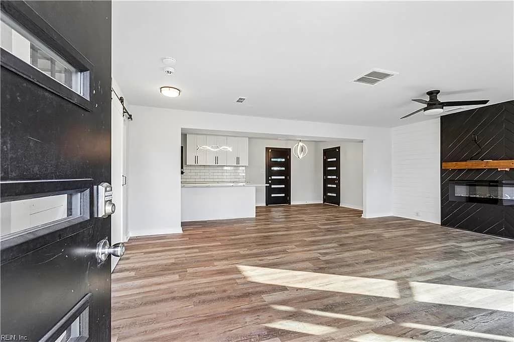635 26th ST, NEWPORT NEWS VA 23607 - Photo 4
