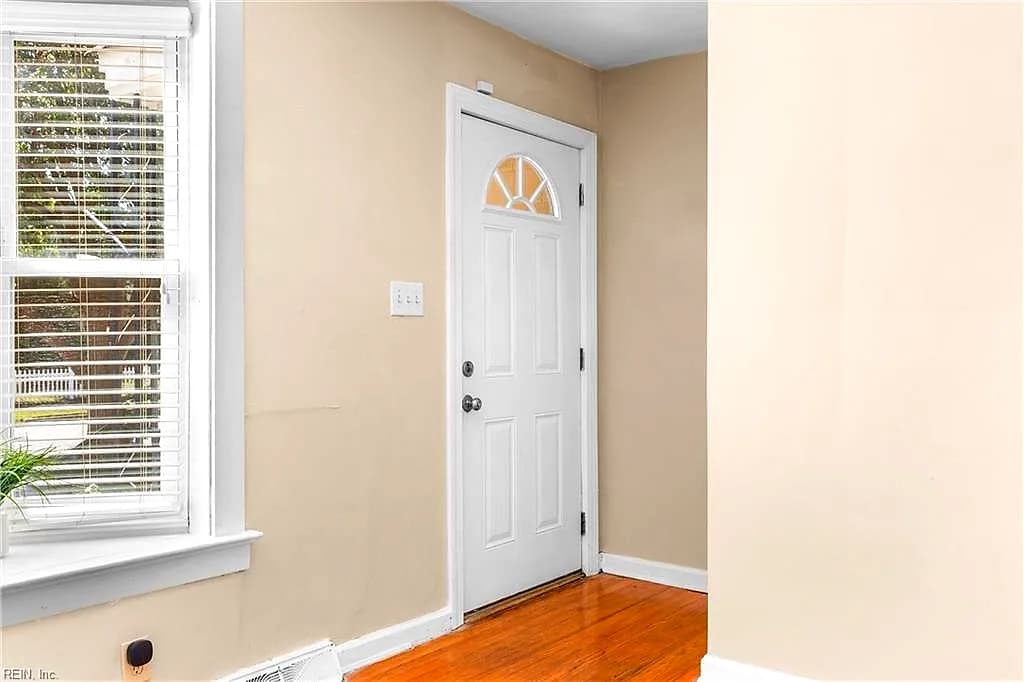 1814 Croyden RD, NORFOLK VA 23503 - Photo 4
