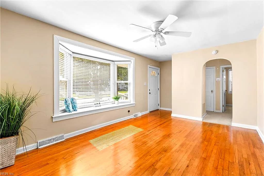 1814 Croyden RD, NORFOLK VA 23503 - Photo 5