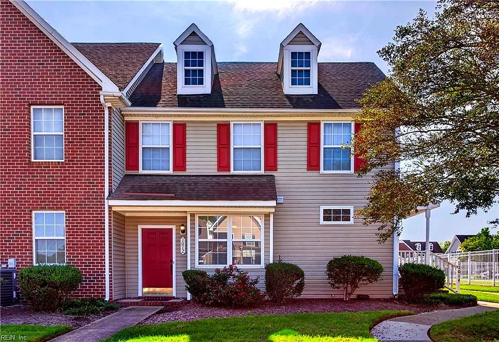 1012 Willow Green CT, CHESAPEAKE VA 23320 - Photo 2