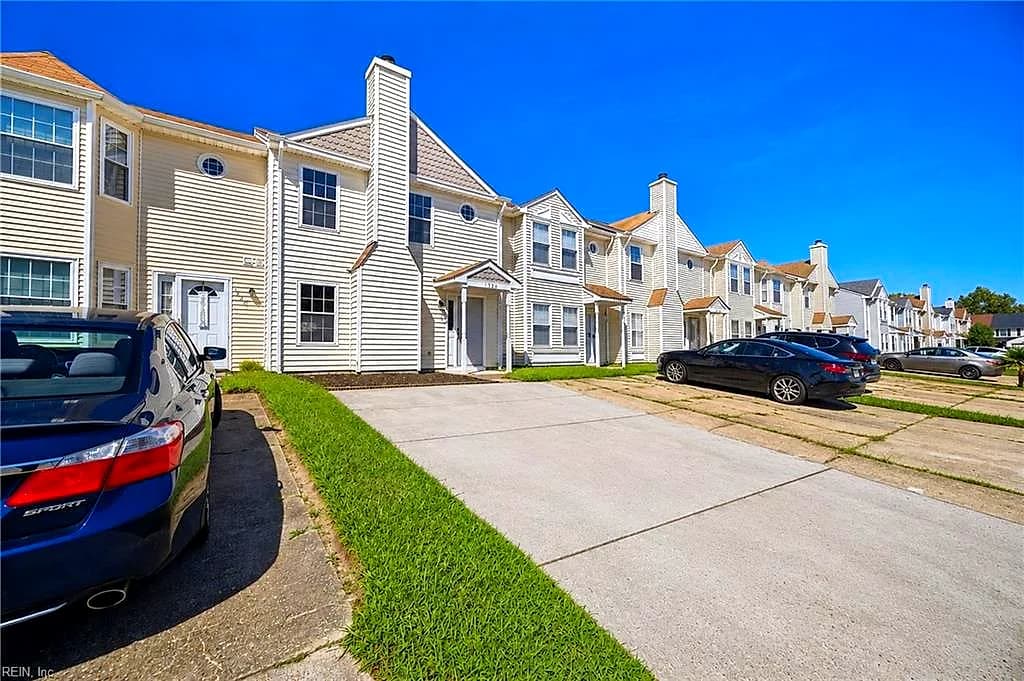 1326 Longlac RD, VIRGINIA BEACH VA 23464 - Photo 4