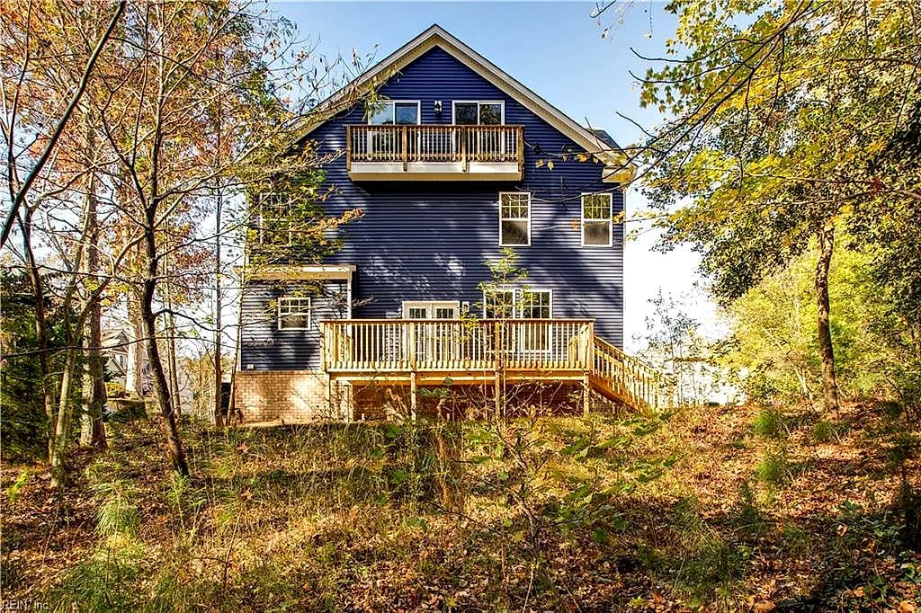9 Bay Farm RD, CARROLLTON VA 23314 - Photo 5