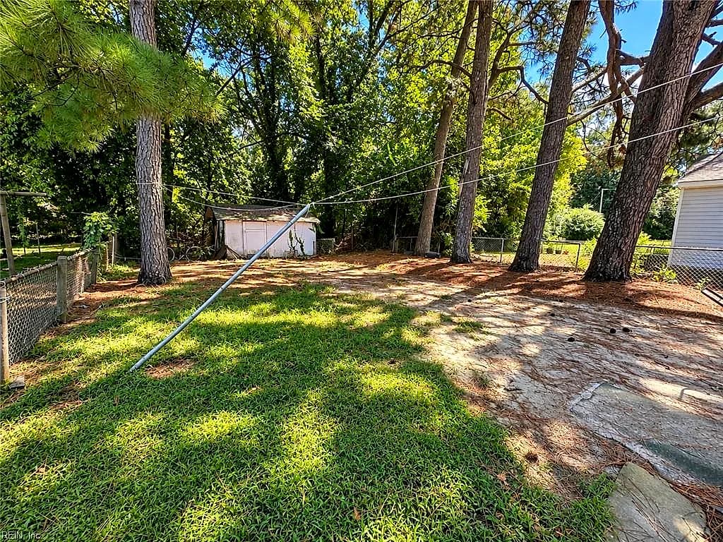 750 Oxford ST, SUFFOLK VA 23434 - Photo 3