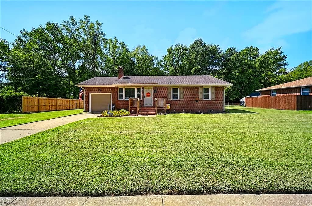 2924 Taylor RD, CHESAPEAKE VA 23321 - Photo 4