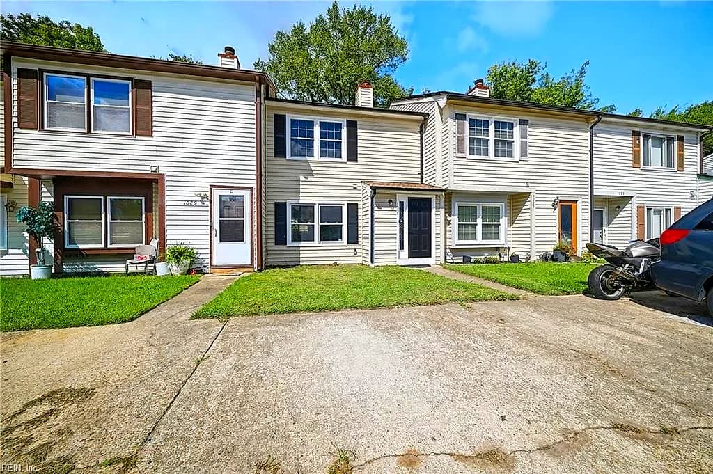1027 Commonwealth PL, VIRGINIA BEACH VA 23464 - Photo 3