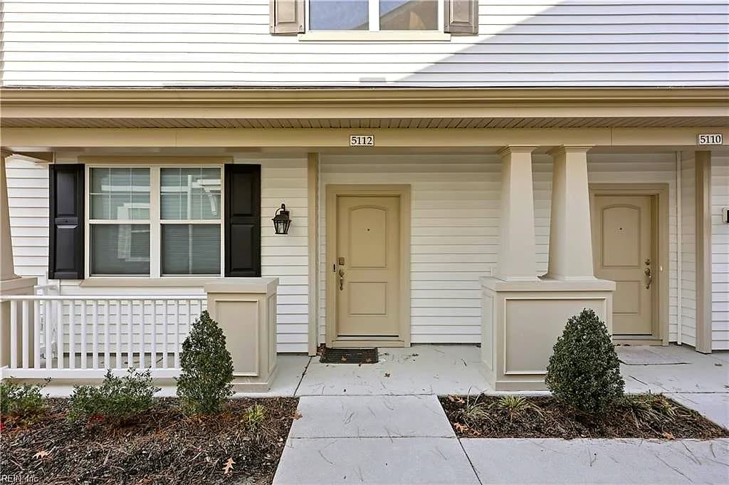 5112 Cora Anne LN, VIRGINIA BEACH VA 23455 - Photo 3