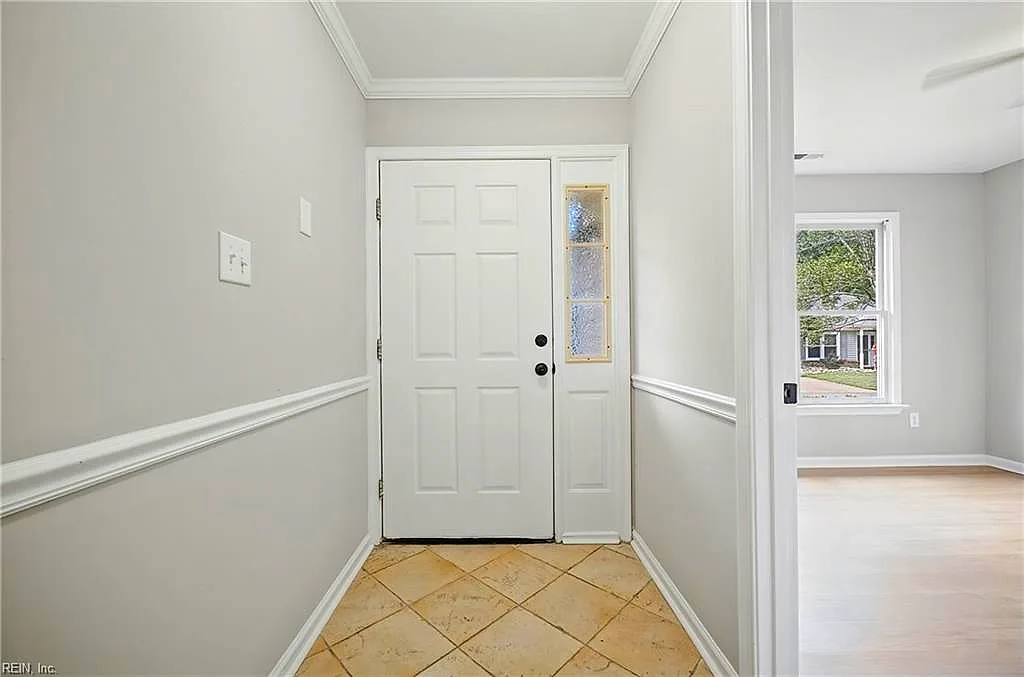 103 Sanderling WALK, YORKTOWN VA 23692 - Photo 5