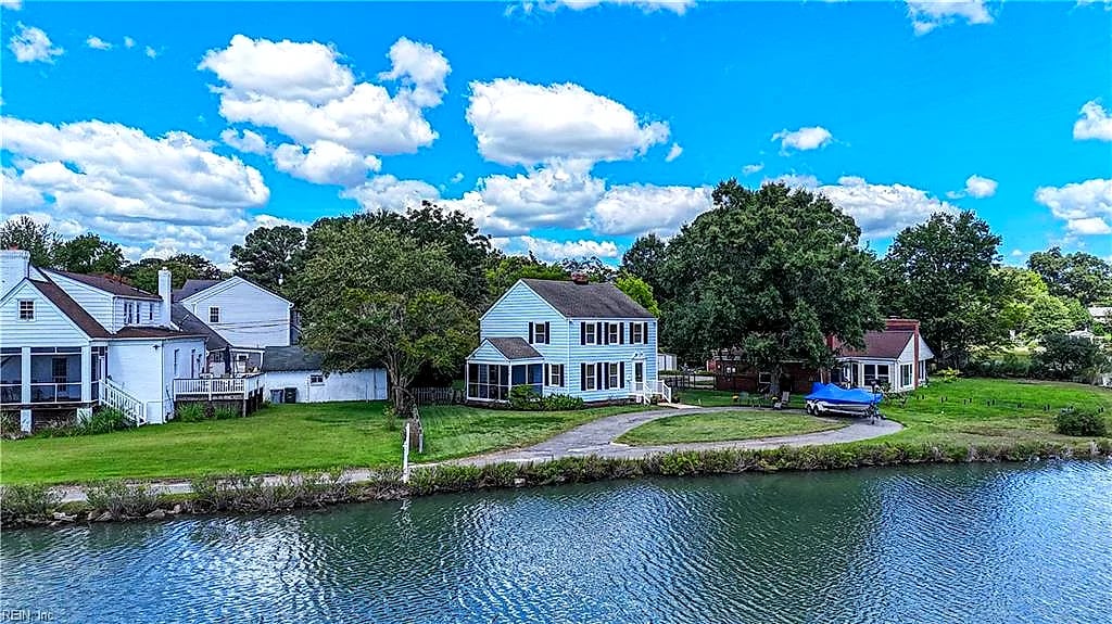 403 Harbor Drive Dr, Hampton, VA