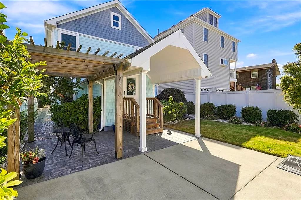 1135 Little Bay AVE, NORFOLK VA 23503 - Photo 3