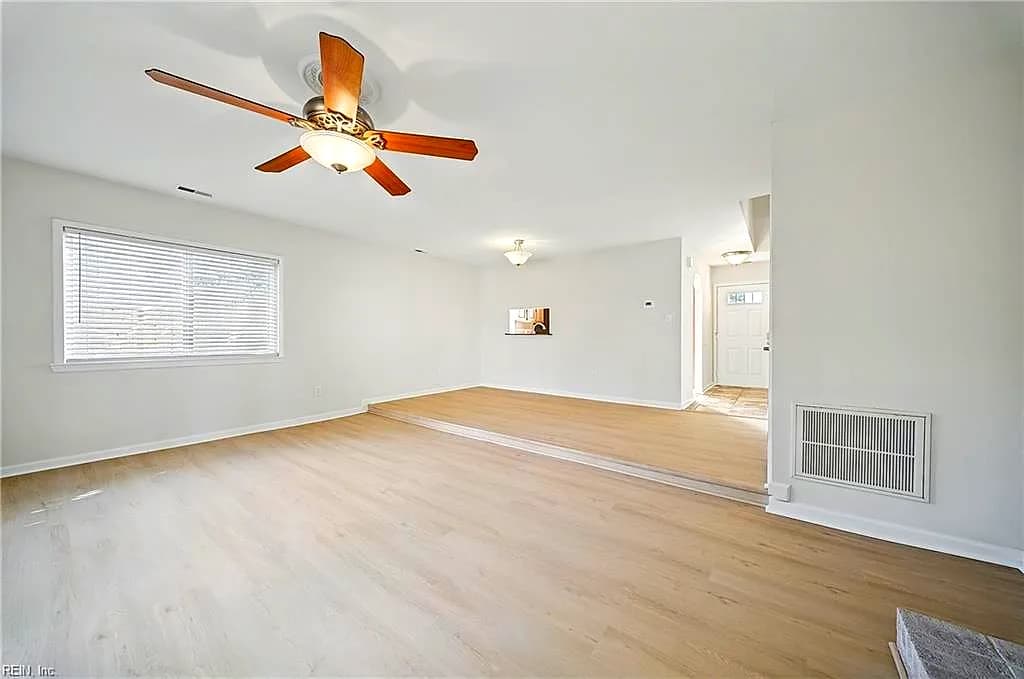 1700 Darrow ST, VIRGINIA BEACH VA 23456 - Photo 5