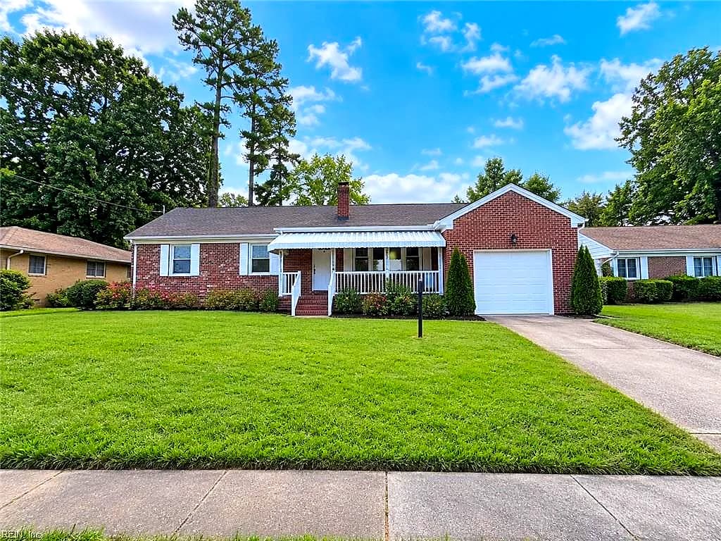609 Charlton DR, HAMPTON VA 23666 - Photo 2