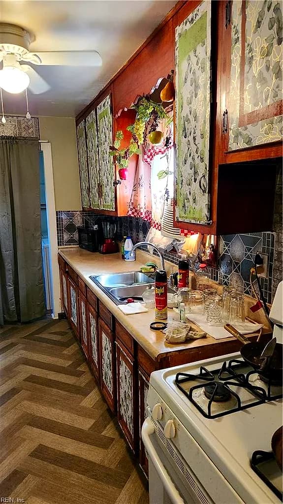 210 Hough Ave AVE, NORFOLK VA 23523 - Photo 3