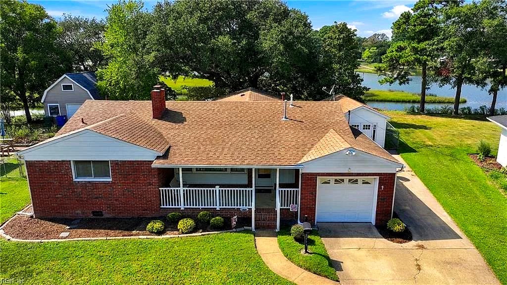 2113 Helsley AVE, NORFOLK VA 23518 - Photo 2