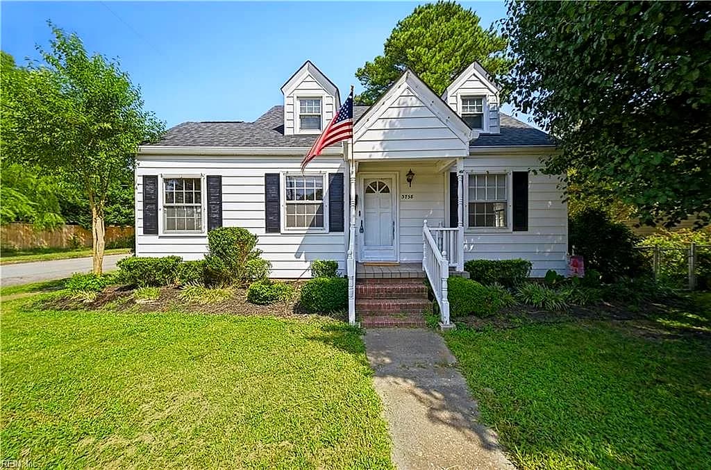 3758 Lenoir CIR, NORFOLK VA 23513 - Main photo