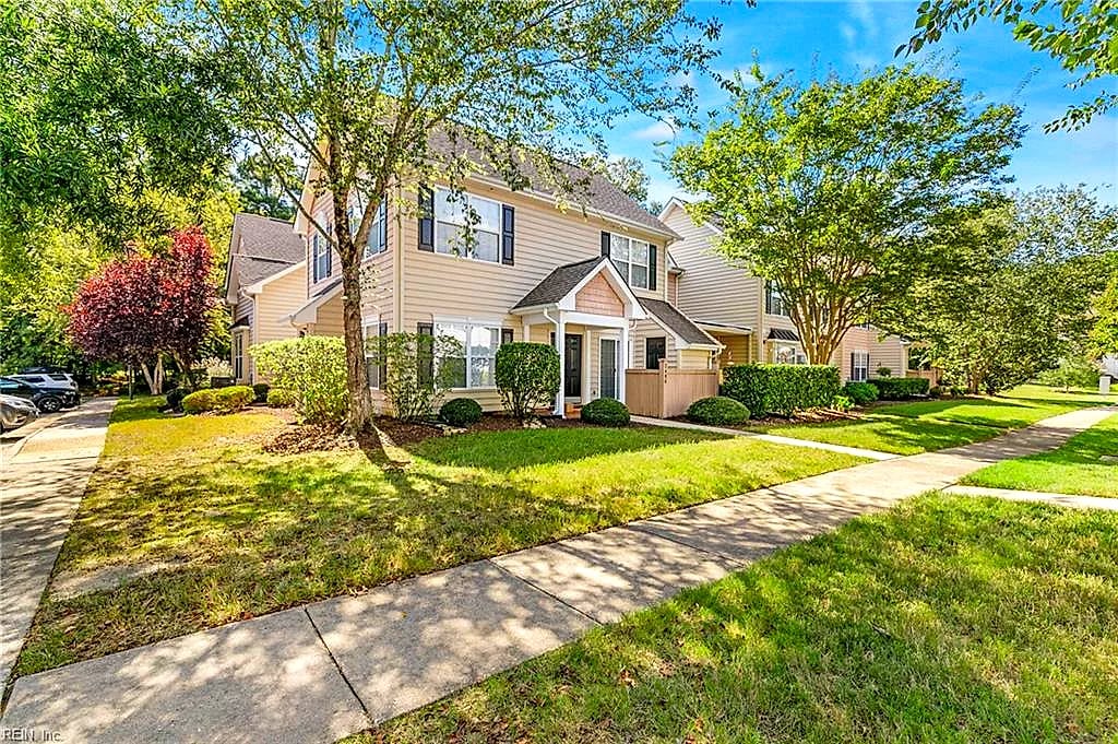 2406 Montgomerie ARCH, Williamsburg — 2 bed Residential, 1,334 sqft