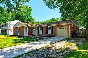 604 Virginius DR, VIRGINIA BEACH VA 23452 - Photo 3