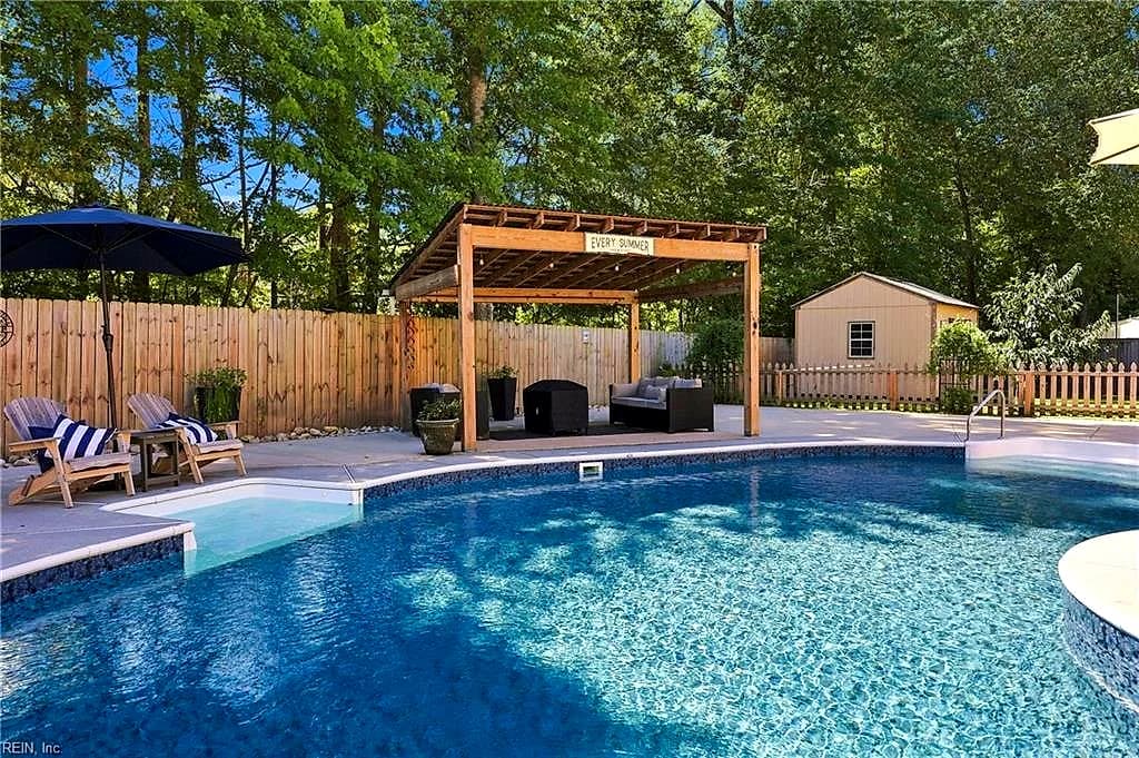 2460 Windy Pines BND, VIRGINIA BEACH VA 23456 - Photo 4