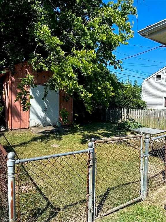 9243 Atwood Ave NONE, NORFOLK VA 23503 - Photo 3