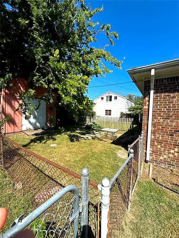 9243 Atwood Ave NONE, NORFOLK VA 23503 - Photo 4