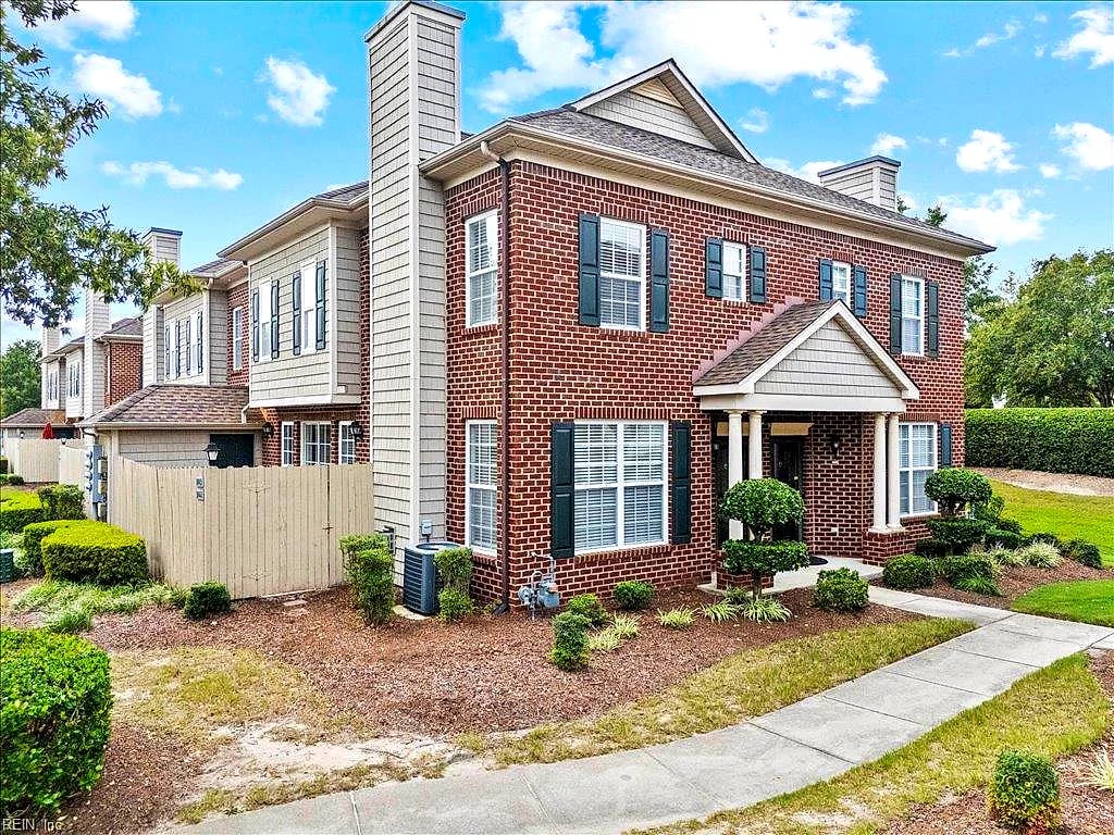 1125 Farrcroft WAY, VIRGINIA BEACH VA 23455