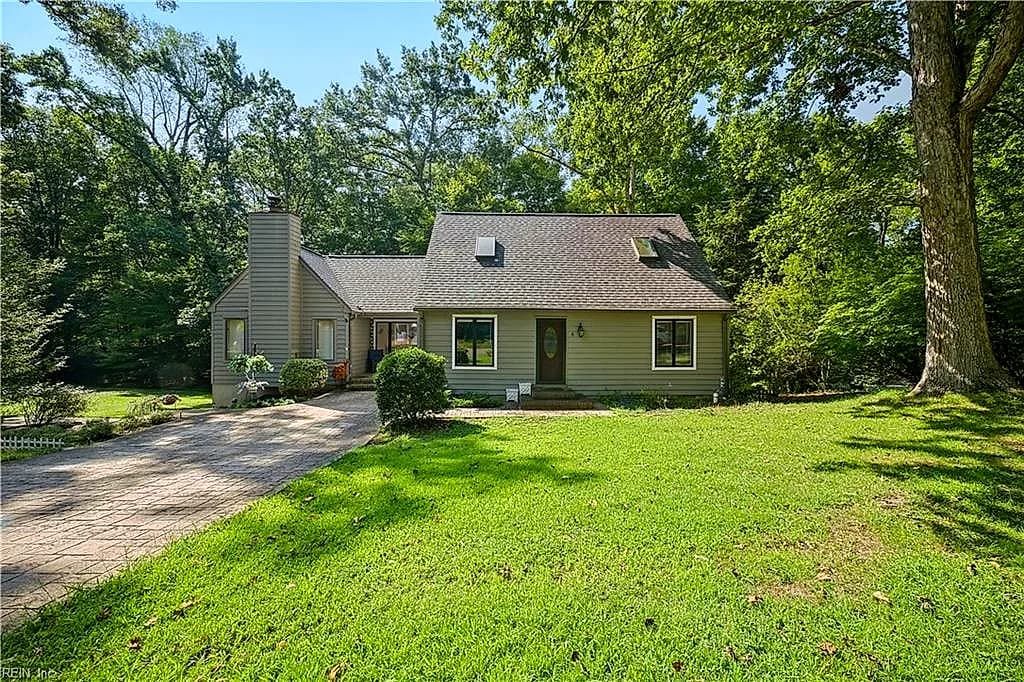 6 Foxcroft RD, WILLIAMSBURG VA 23188 - Photo 2