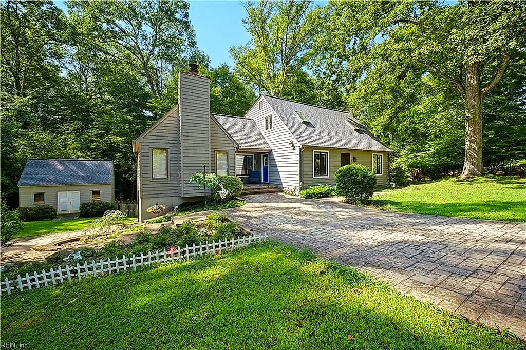 6 Foxcroft RD, WILLIAMSBURG VA 23188 - Photo 3