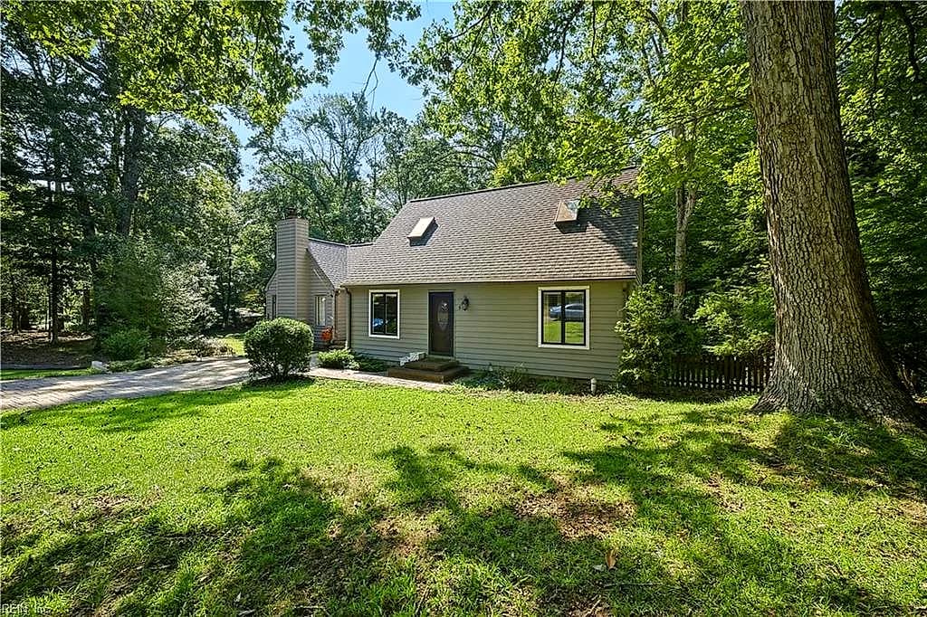 6 Foxcroft RD, WILLIAMSBURG VA 23188 - Photo 4