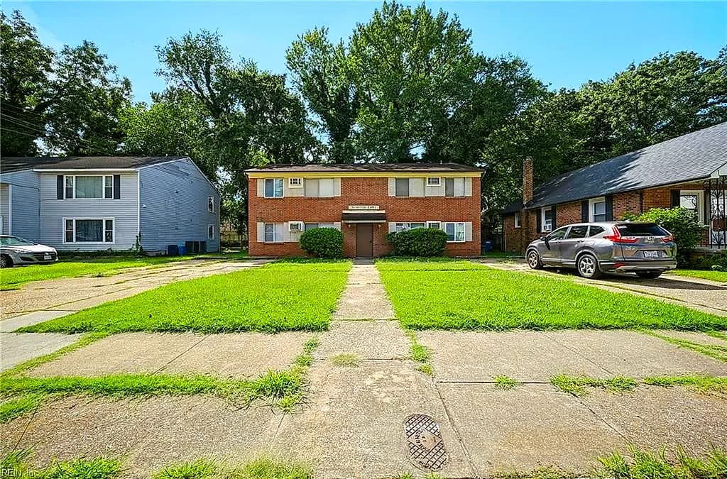1037 W 37th ST, NORFOLK VA 23508 - Photo 4