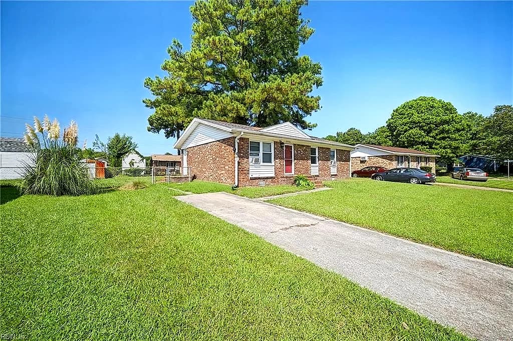 3228 Bangor DR, CHESAPEAKE VA 23321 - Photo 3