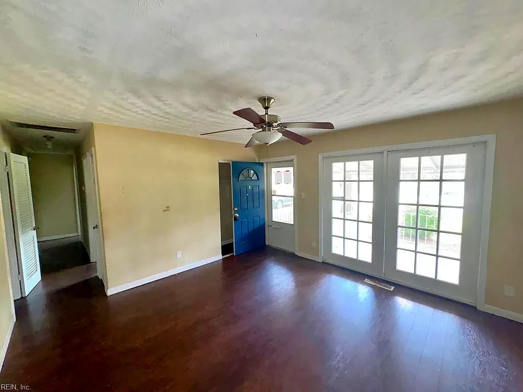 2514 Narrow ST, CHESAPEAKE VA 23324 - Photo 5