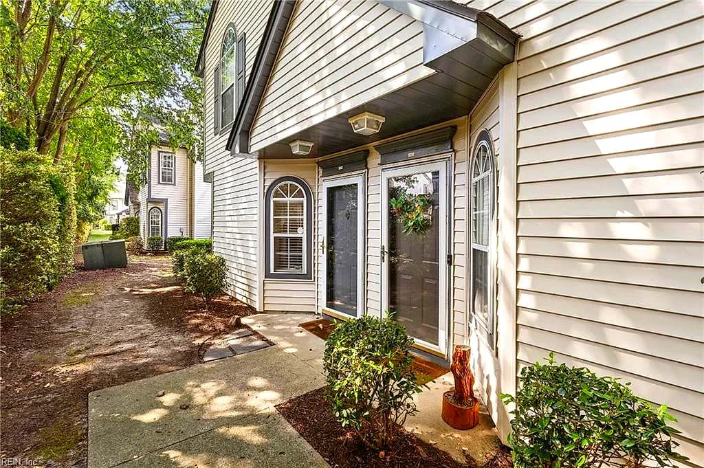 4829 Shallowford CIR, VIRGINIA BEACH VA 23462 - Photo 3