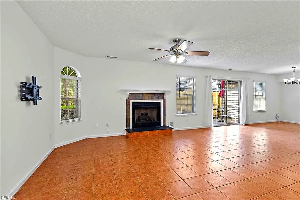 4829 Shallowford CIR, VIRGINIA BEACH VA 23462 - Photo 4