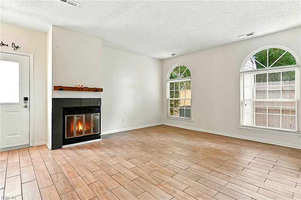 4608 Georgetown PL, VIRGINIA BEACH VA 23455