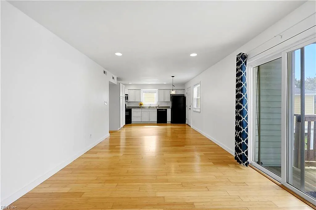 1522 Chela AVE #A2, NORFOLK VA 23503 - Photo 3