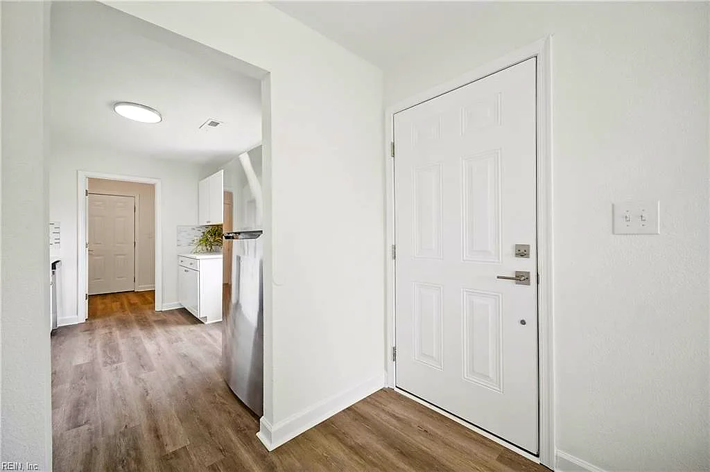 147 Allard RD, PORTSMOUTH VA 23701 - Photo 4