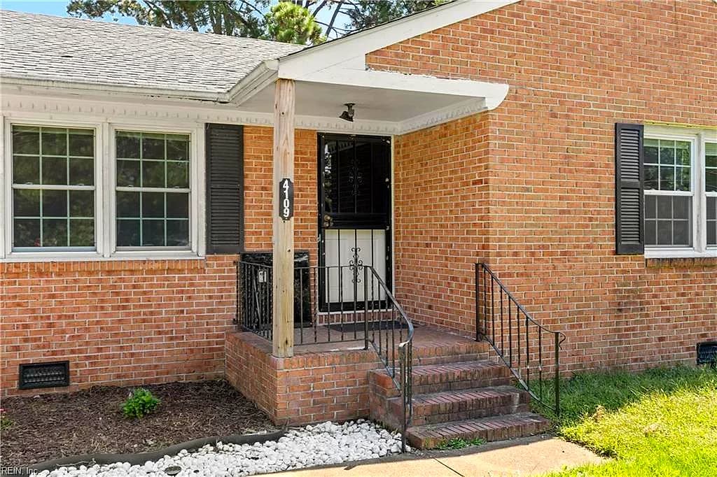 4109 Taylor RD, CHESAPEAKE VA 23321 - Photo 3