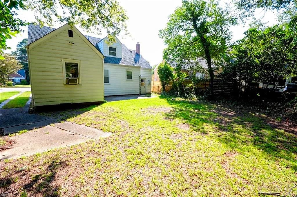 5905 Hampton BLVD, NORFOLK VA 23508 - Photo 5