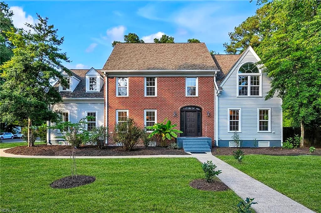 2405 Entrada DR, VIRGINIA BEACH VA 23456