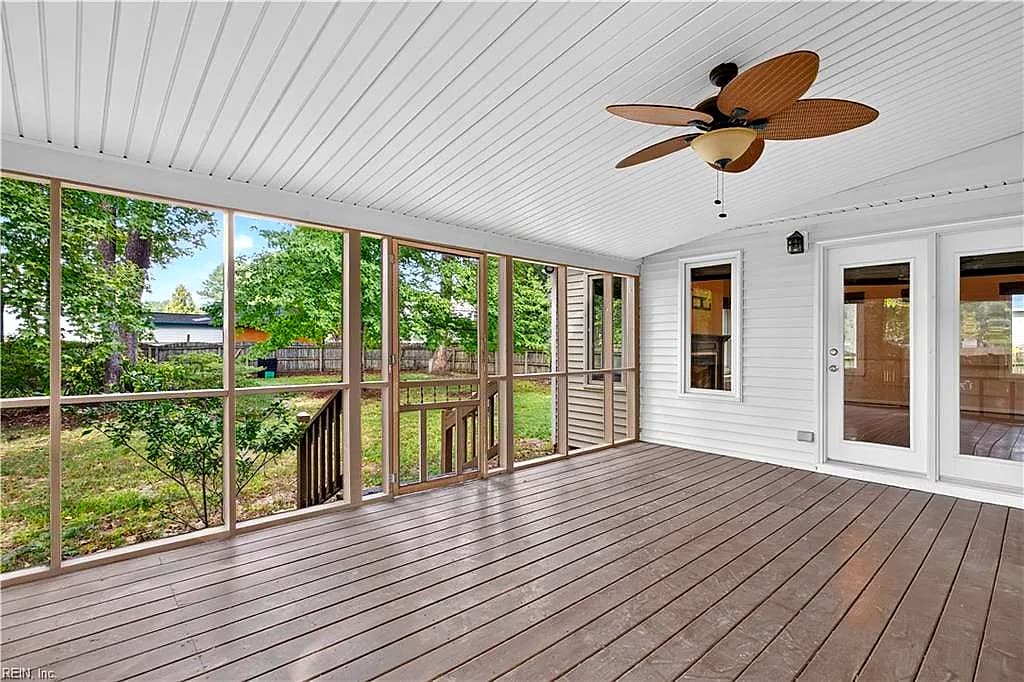 68 Michaels Woods DR, HAMPTON VA 23666 - Photo 4