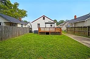 1028 Livingston Ave AVE, CHESAPEAKE VA 23324 - Photo 4