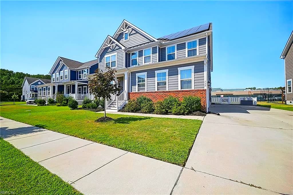 732 Colonel Byrd ST, CHESAPEAKE VA 23323 - Photo 5