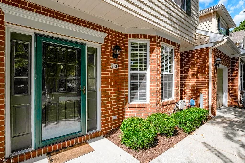 2109 Whittington CT, VIRGINIA BEACH VA 23464 - Photo 3